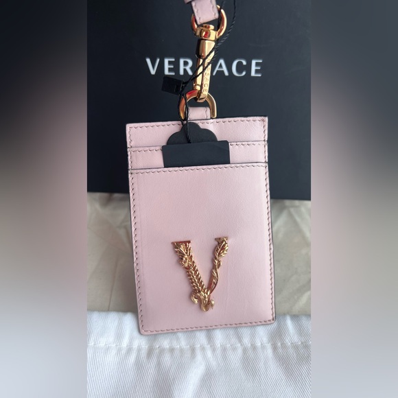 NEW VERSACE Light Pink & Gold Leather ID Card Lanyard with Box Dust Bag Tags - Picture 2 of 4
